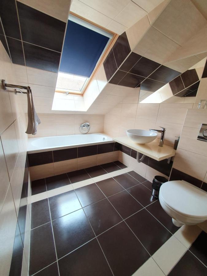 Wolf Apartman101, Wolf Apartman 102 Hotell Sárvár Eksteriør bilde